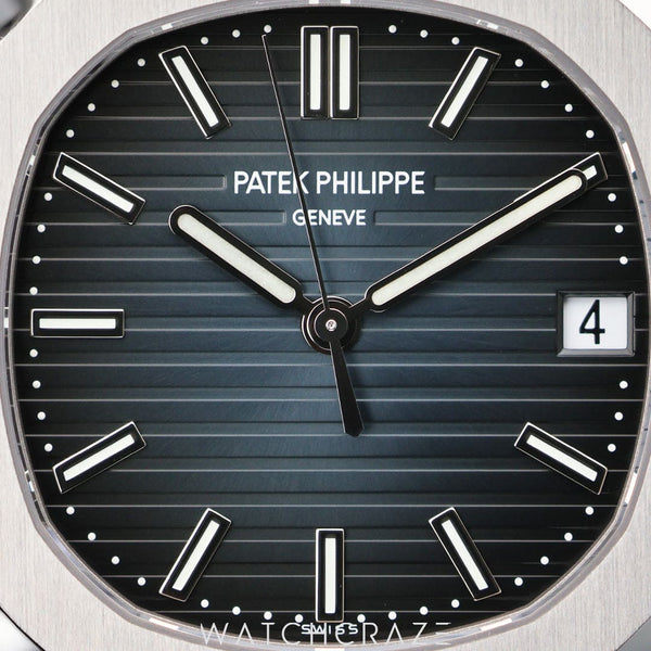 2019 PATEK PHILIPPE NAUTILUS BLUE DIAL 40MM 5711/1A-010
