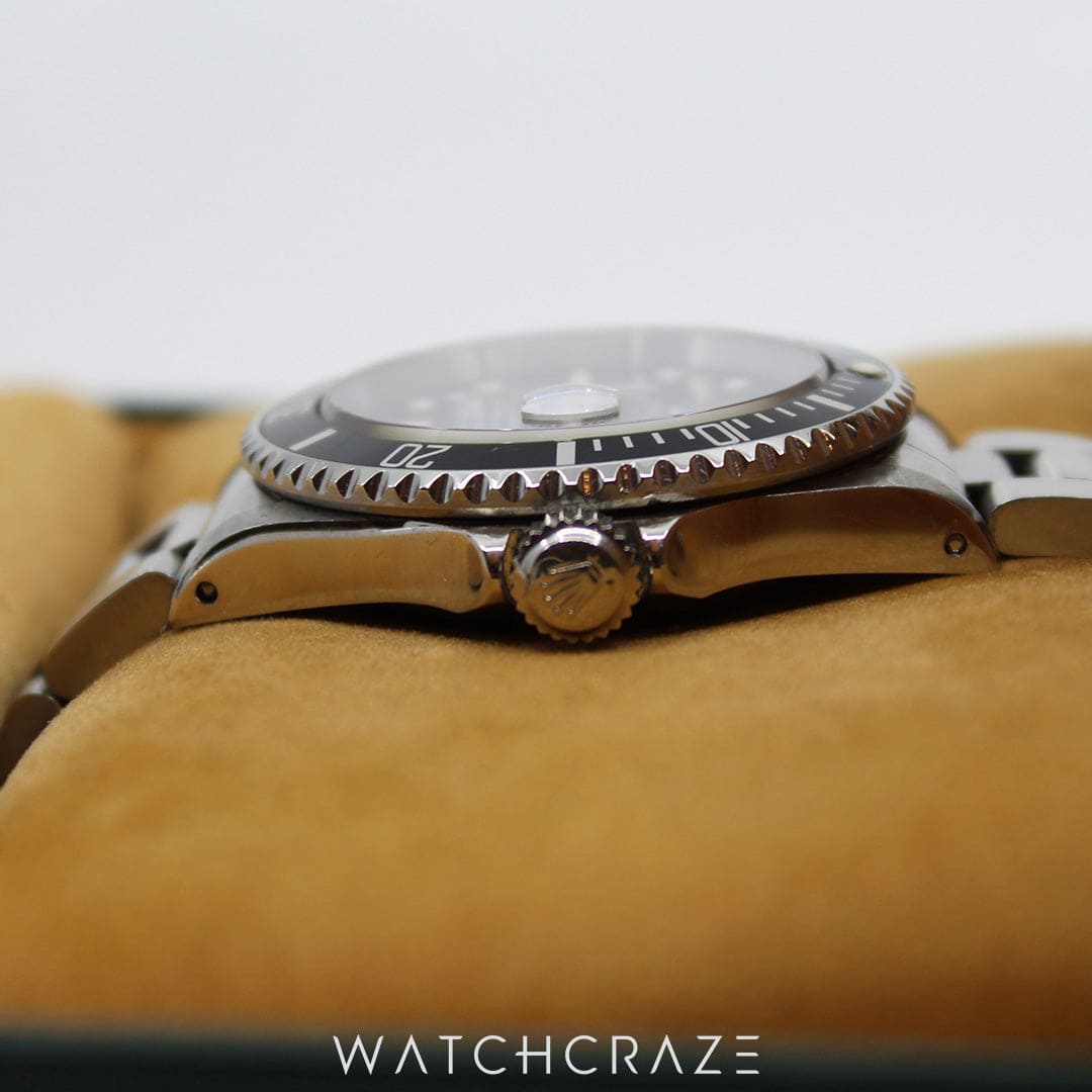 1996 ROLEX SUBMARINER DATE 40MM 16610