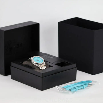 2023 MAURICE LACROIX AIKON AUTOMATIC 39MM AI6007-SS00F-432