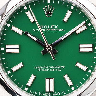 2020 ROLEX OYSTER PERPETUAL GREEN DIAL STAINLESS STEEL 41MM 124300