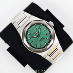 2024 GIRARD-PERREGAUX LAUREATO 42MM GREEN DIAL 81010-11-3153-1CM