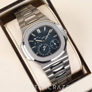 2023 PATEK PHILIPPE NAUTILUS MOONPHASE 40MM 5712/1A-001