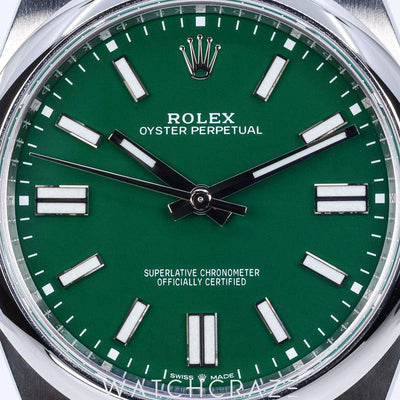 2023 ROLEX OYSTER PERPETUAL GREEN DIAL 41MM 124300