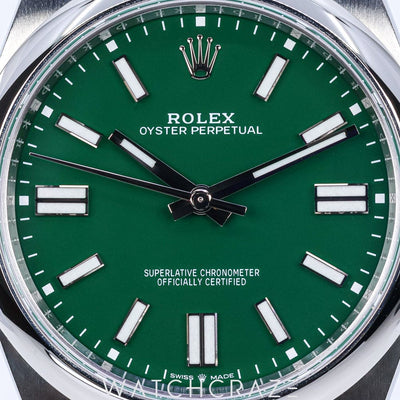 2022 ROLEX OYSTER PERPETUAL GREEN DIAL 41MM 124300