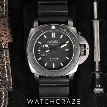2013 PANERAI LUMINOR SUBMERSIBLE 1950 AMAGNETIC 3 DAYS AUTOMATIC 47MM PAM00389
