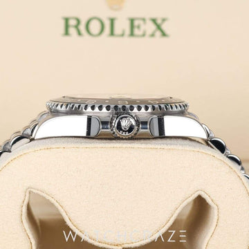 2024 ROLEX GMT MASTER II BRUCE WAYNE JUBILEE 40MM 126710GRNR