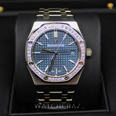 2021 UNWORN AUDEMARS PIGUET ROYAL OAK 34MM BLUE DIAL DIAMOND BEZEL 77351ST - WatchCraze.com.au