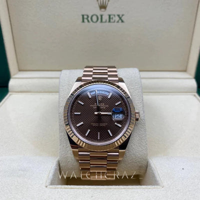 2021 ROLEX DAYDATE EVEROSE CHOCOLATE MOTIF DIAL 40MM 228235 - WatchCraze.com.au
